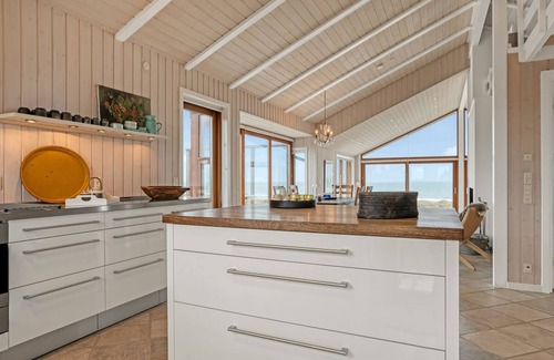 Grønhøj House | "Bjerund" - 300m from the sea by Interhome