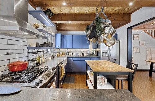 Tahoe Village Ski Chalet | Blü Haus, Nordic Bohemian Cabin Retreat w/sauna