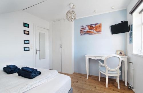 Seltjarnarnes Bed & Breakfast | Bla Hus B&B
