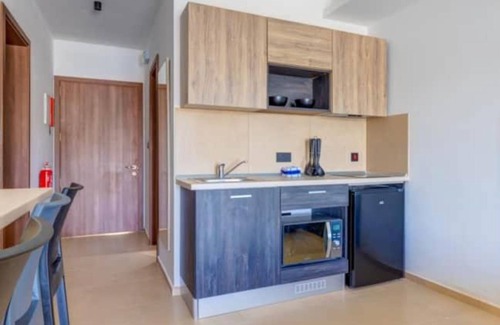 Swieqi Apartment | Black 14: Two-Bedroom Apartment in St. Julian's (No Balcony)