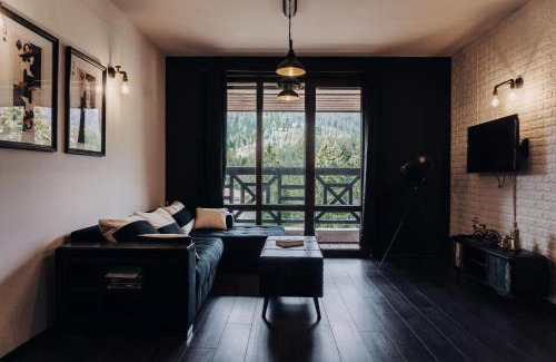 Smolyan Apartment | Black Box Studio