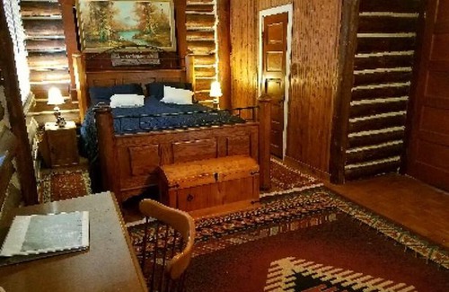 Colorado Springs Cabin | Black Forest Lodge Colorado Springs