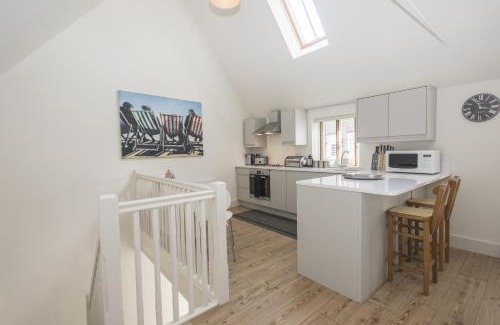 Little Walsingham House | Black Lion Court