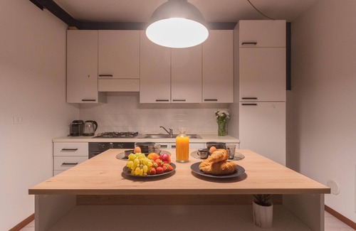 Albate Apartment | Black Loft Como in Como