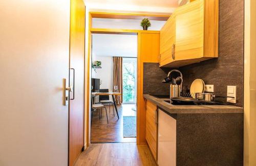 Detmold Apartment | Black Mirror inkl WLAN, Parkplatz