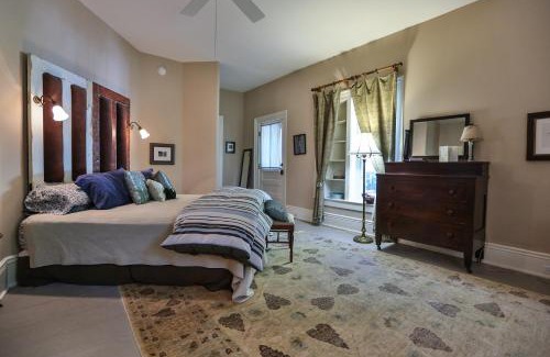 Hammondsport Bed & Breakfast | Black Sheep Inn and Spa