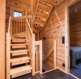 Sirkka Ski Chalet | Black Work Levi Aihki
