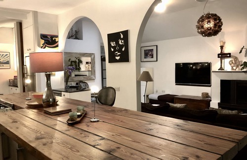 Blackheath House | Blackheath in Royal Greenwich detached and private house & garden. London. SE3