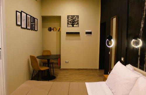 Historical Center House | BlackWoody Contemporary Rooms - Napoli Centro Storico Via Toledo