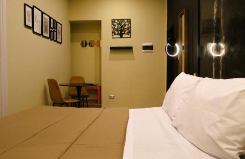 Historical Center House | BlackWoody Contemporary Rooms - Napoli Centro Storico Via Toledo