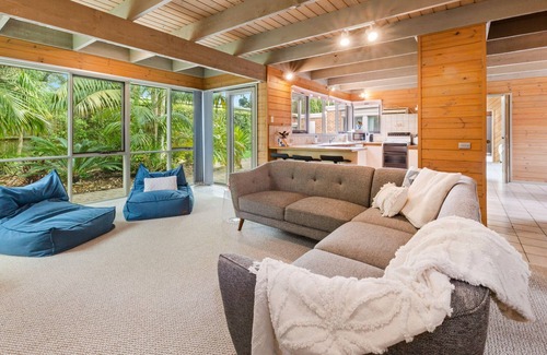 Rye Hotel | Blairgowrie Beach Bungalow