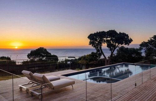 Mount Martha House | Blanc de Noir Luxe Grandeur with Pool and Spa