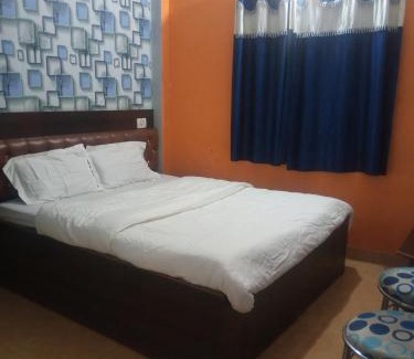 Varanasi Bed & Breakfast | Bliss Guest House Assi Ghat