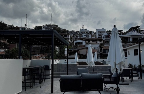 Las Glorias Apartment | Bliss, in the heart of PV! 2-bedroom apartment with AC, WiFi in Puerto Vallarta