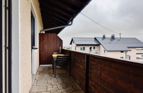 Ulrichsberg Villa | Blissful Apartment in Ulrichsberg with a view