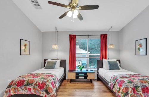 Gainesville House | Blissful Haven - Updated & Fully Equipped Condo