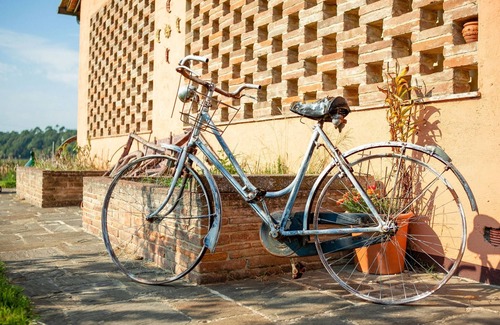 Santa Croce sull'Arno House | Blissful Villa with Terrace, Garden, Garden Furniture