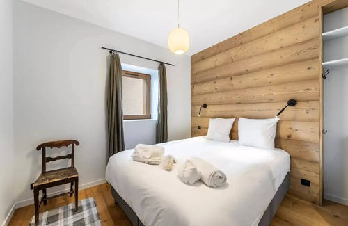 Praranger Ski Chalet | Blom Residence - Chalets for 12 People