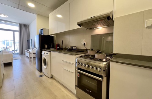 Madinat Zayed Apartment | Bloom Heights Studio | High Floor | Pool & Gym
