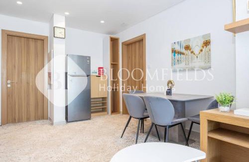 Dubai Apartment | Bloomfields Cozy 1Br Blue Waves Dubai Land
