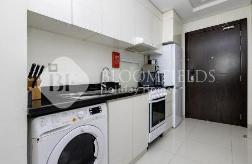 Jumeirah Village Apartment | Bloomfields Elegant Stu Damac Ghalia