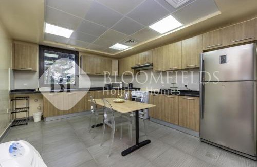 Al-Fujairah Apartment | Bloomfields Luxurious 2BR Maid Room