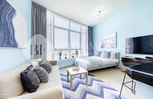 Abu Dhabi Apartment | Bloomfields Stunning Sea view in Hydra