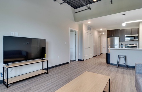 Bloomington Apartment | Bloomington Apartment - Walk to IU Campus & Mall!