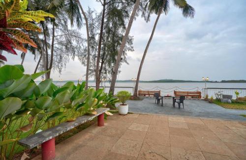 Ribandar Hotel | Blu Missel By The River
