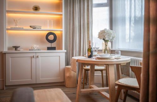 Colwyn Bay Apartment | Blu's Seaview Apartment