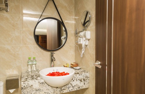 My Đinh Hotel | Blubiz Hotel 8