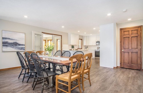 Macatawa House | Blue Anchor Beach Home ⚓︎ Private Beach Access ⚓︎ Ample Parking ⚓︎ Lake Views