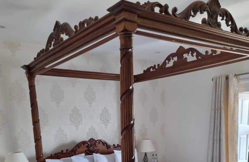 Belford Hotel | Blue Bell Hotel