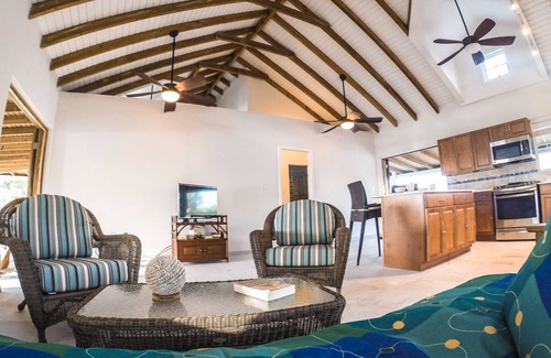 Cockburn Town House | Blue Breeze on Grand Turk - Classic Beach House, Modern Space