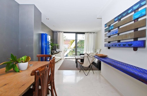 Vilassar de Mar Apartment | Blue fridge apartmen · Ideal for couples, near beach and well connected