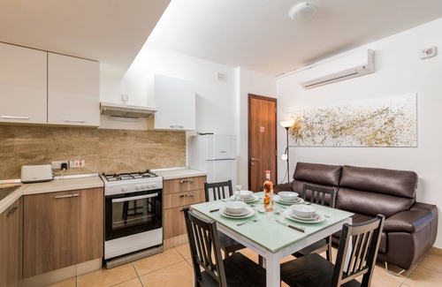 St. Paul's Bay Apartment | Blue Harbour Penthouse by Getaways Malta