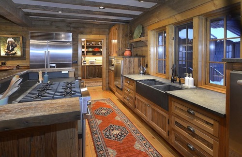 Crested Butte House | Blue Heron Lodge/Lux 6 Bedroom Estate Overlooks the Slate River! Hot Tub! Views!