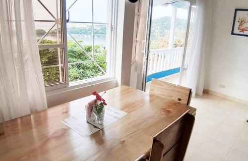 Barrio La Fortaleza Vieja Apartment | BLUE HOUSE OCEAN VIEW