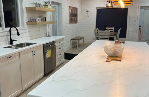 Twillingate House | Blue Jellybean: Great ocean views and close to town