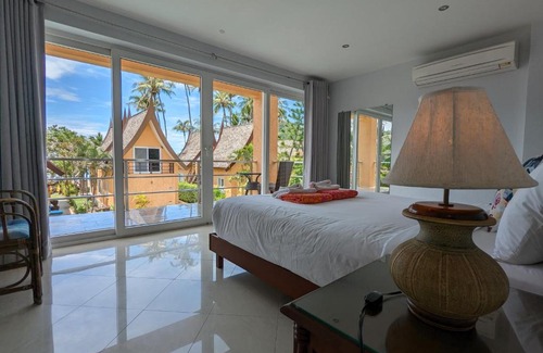 Klong Son Villa | Blue Moon Pool Villa - by KohChangVillas