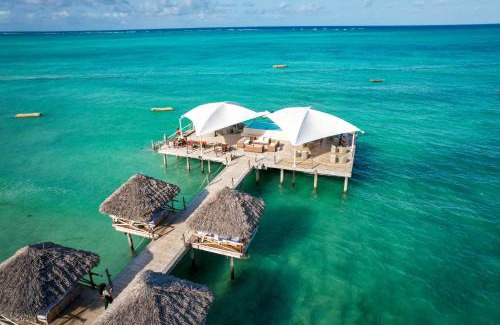 Jambiani Hotel | Blue Moon Resort