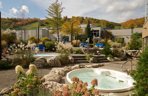 The Blue Mountains Hotel | Blue Mountain Resort Inn