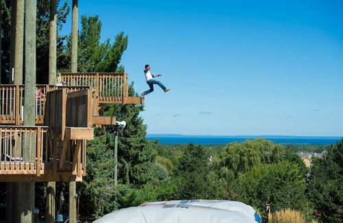 The Blue Mountains Hotel | Blue Mountain Resort Inn