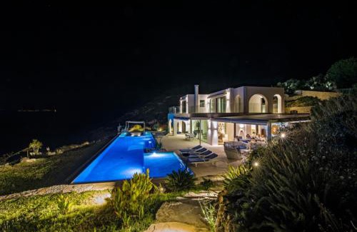 Plaka Villa | Blue Paradise Chania
