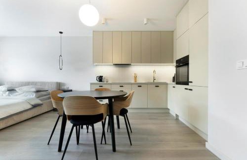 Old Town Apartment | Blue Raven Motlawa Studio