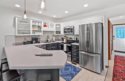 Frank House | Blue Ridge View Pet Friendly, Deck, Grill