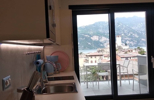 Malcesine Apartment | BLUE SKY SAPPHIRE APP. LAKE VIEW CIR:023045-LOC-00628 CIN: EN023045C2HTNJMTGL
