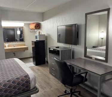 Chicago Ridge Hotel | Blue Star Motel