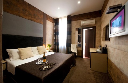 Vatican House | Blue Suite Vatican Guesthouse