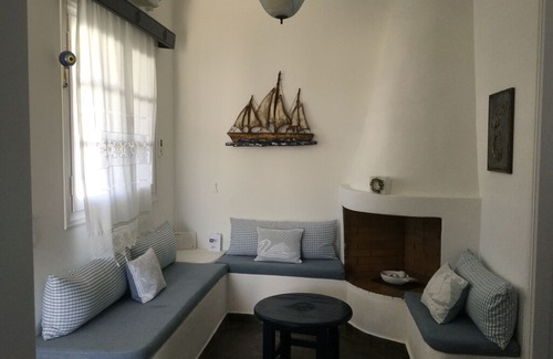 Loutra Apartment | Blue View Apt Kythnos 2